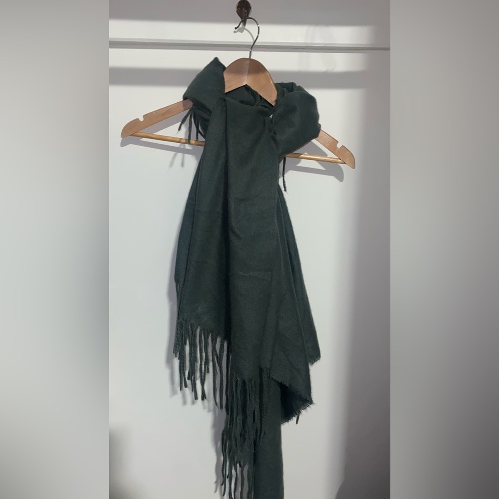 Scarf/Wrap Oysho